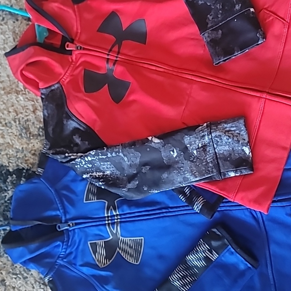 Size 5 zip up hoodies